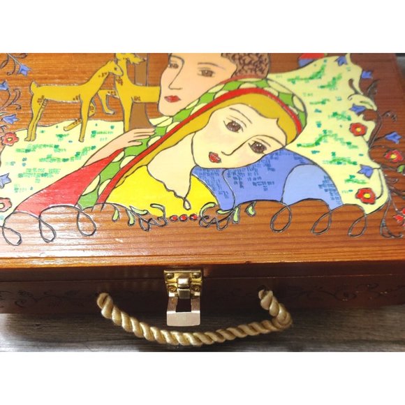 Wooden Handmade Folk Art Carved Painted Lover Carrying Box 12x10x3" Signed OOAK - Picture 3 of 16